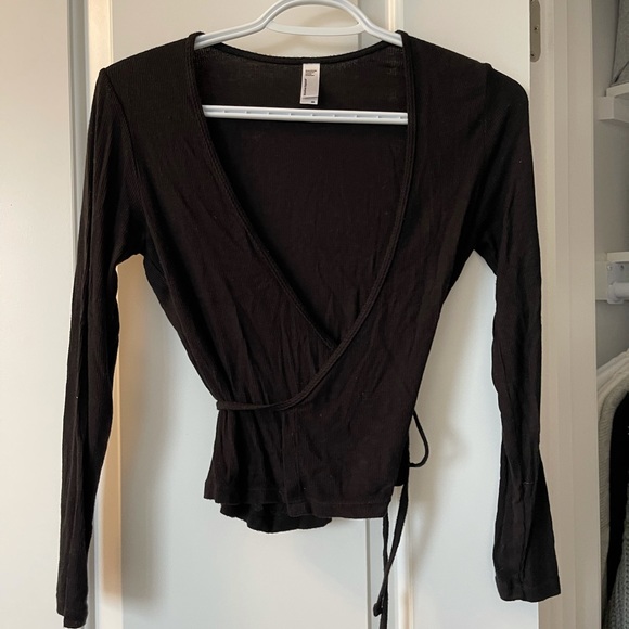 Tie in Front Black Long Sleeve - Picture 1 of 1